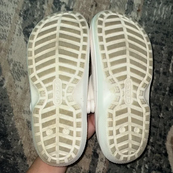 Crocs Classic Fuzz-Lined Clog - Picture 8 of 9